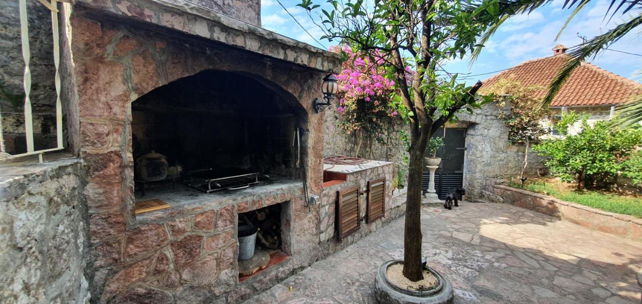 Villa Stella Rose Lustica Exterior photo